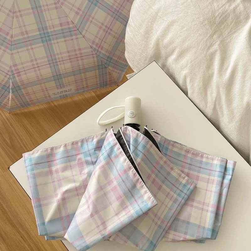 Lovely Plaid Pocket Umbrella - Image 4